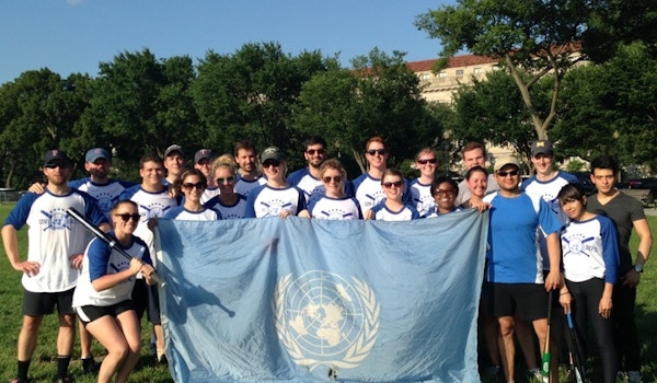 2014 U.N. Do's Softball Team T-Shirt Photo