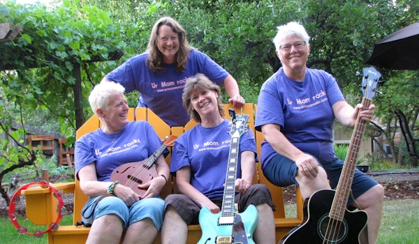 Picture of Ur Mom Rocks! Custom T-Shirt Design Ur Mom Rocks! T-Shirt Photo