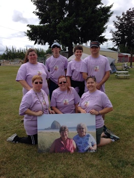 Pat's Brats   Relay For Life T-Shirt Photo