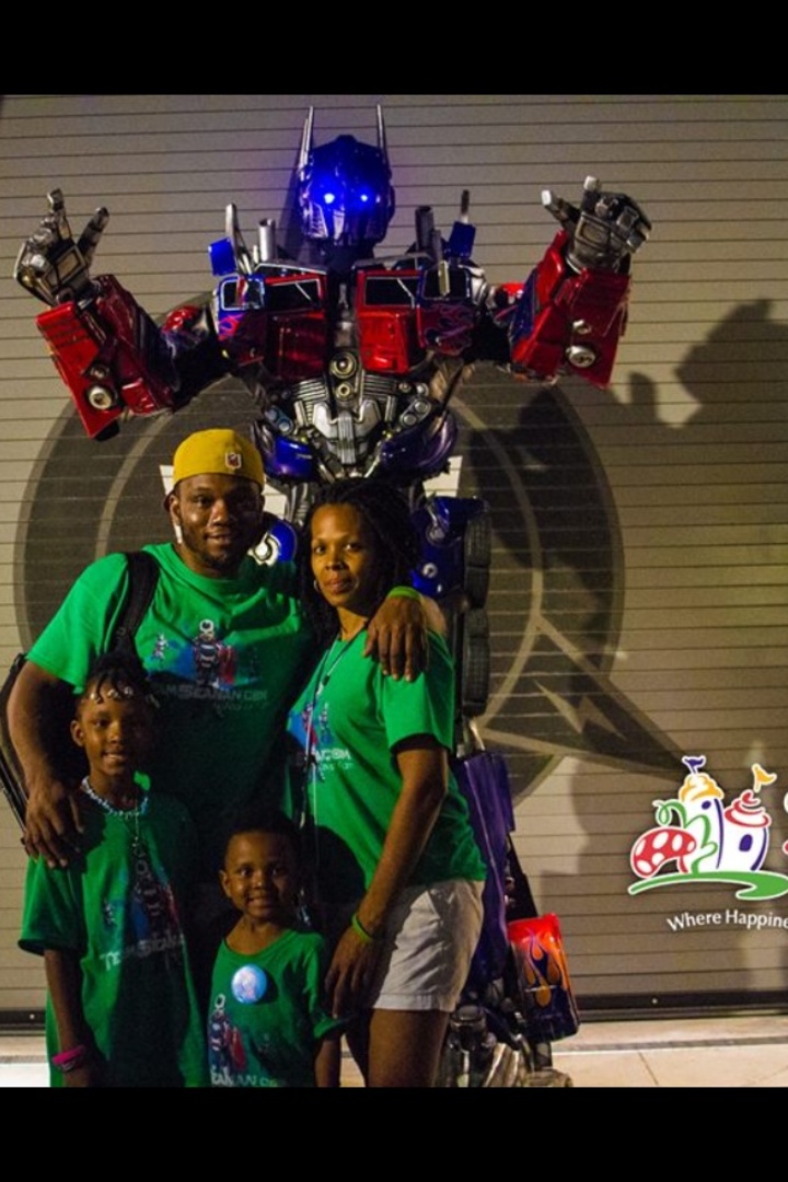 Team Seanan T-Shirt Photo