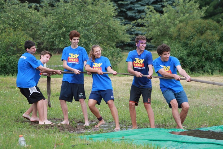 Wow Camp Tug Of War T-Shirt Photo