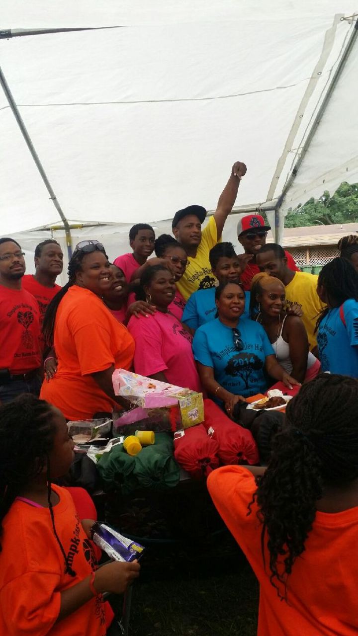 Family T-Shirt Photo