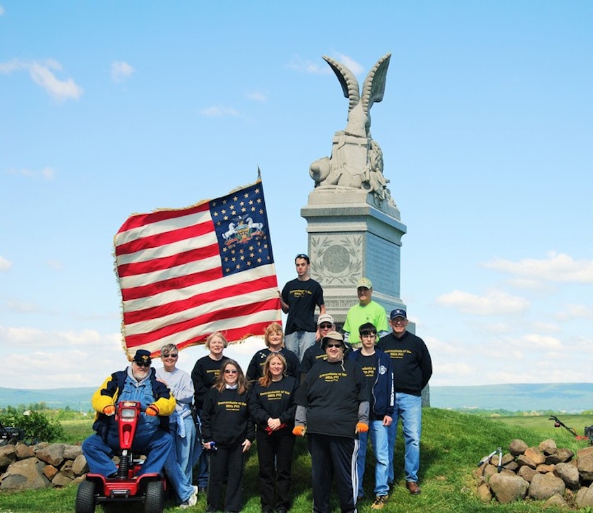 Gettysburg Cleanup On Oak Ridge T-Shirt Photo
