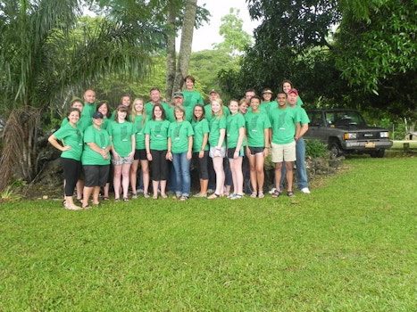 Corinth Bapist Church 2014 Belize Mission Team, Darden, Tennessee T-Shirt Photo