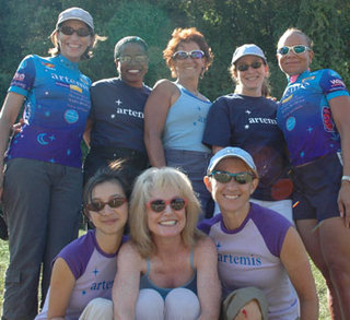 Artemis Racing Women T-Shirt Photo