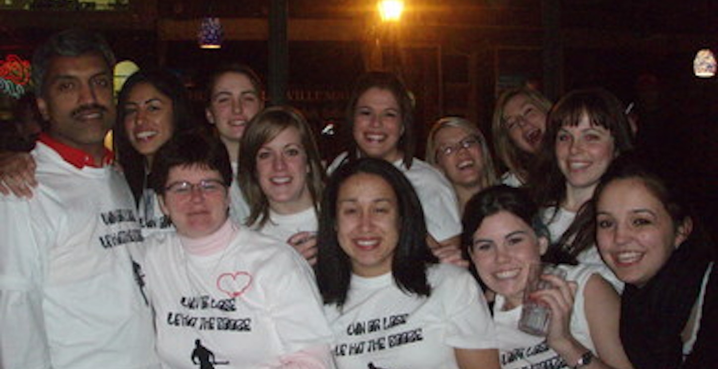 Win Or Lose, We Hit The Booze Pubcrawl! T-Shirt Photo