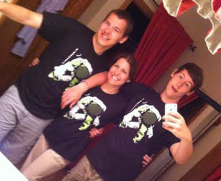 Vibrowear! T-Shirt Photo