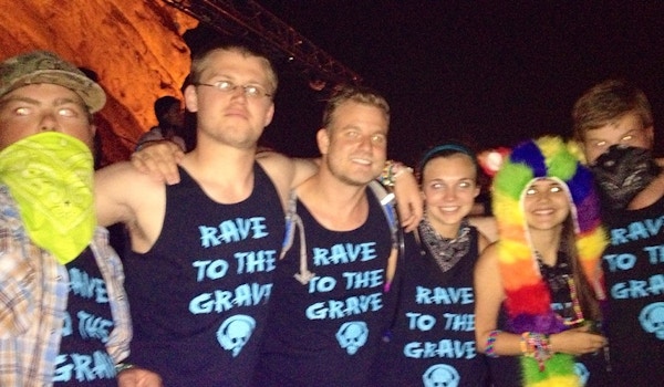 Rave 2 The Grave  T-Shirt Photo