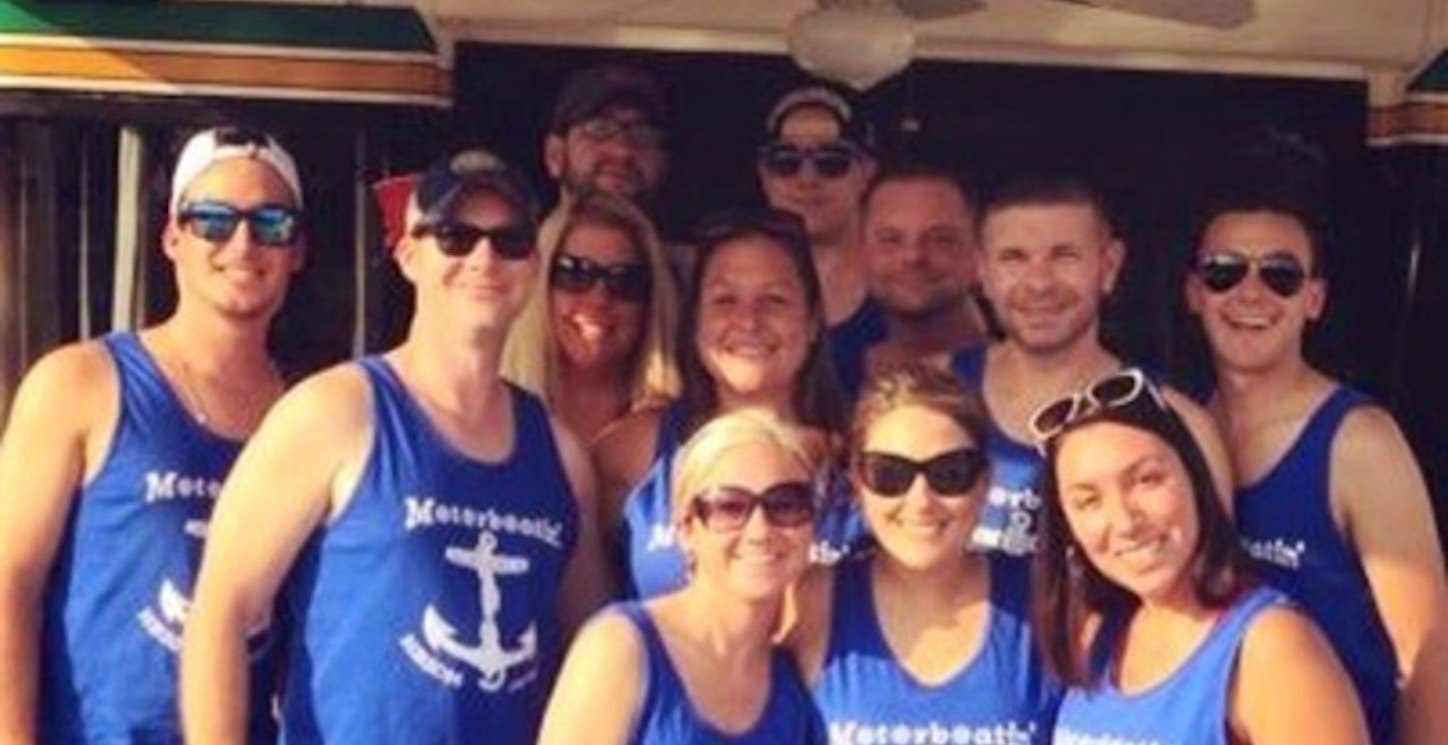 Motorboatin' Houseboat 2014 T-Shirt Photo