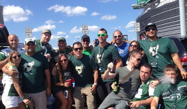 D1 Tailgate   Jets Home Opener T-Shirt Photo