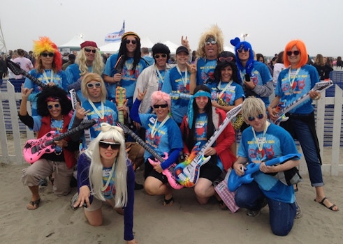 Team Rock 'N' Roll 'N' Run, Finish Line On The Beach T-Shirt Photo