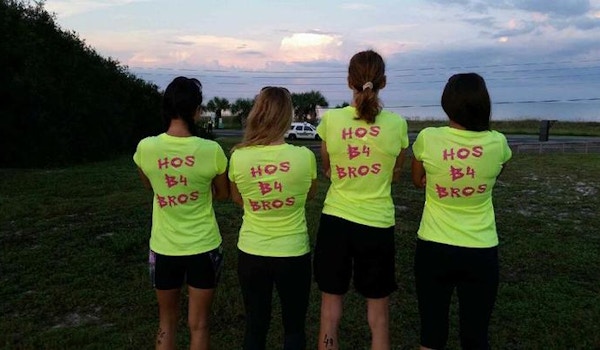 Team Hb4 B T-Shirt Photo