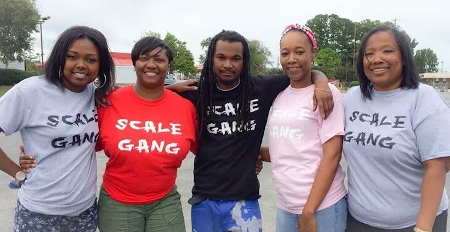 Scale Gang Supporters T-Shirt Photo