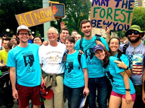 "May The Forest Be With You!"    Yale Students At The Climate March In New York City With Environmental Leader Gus Speth.  T-Shirt Photo