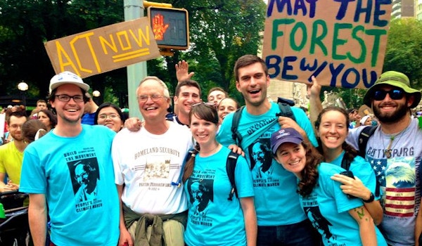 "May The Forest Be With You!"    Yale Students At The Climate March In New York City With Environmental Leader Gus Speth.  T-Shirt Photo