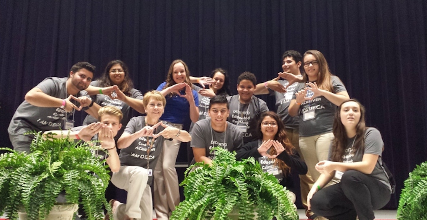 Picture of Throwin' The Deca Diamond! Custom T-Shirt Design Throwin' The Deca Diamond! T-Shirt Photo