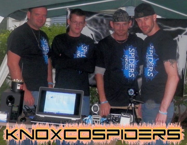 Spiders Team Photo T-Shirt Photo