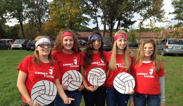 Hh Homecoming 8th Grade Volleyball T-Shirt Photo