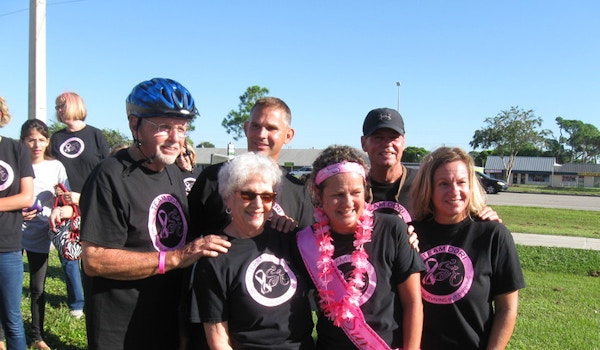Breast Cancer Survivor & Her Family T-Shirt Photo