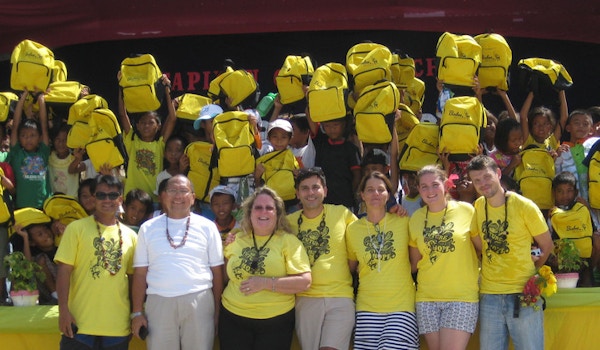 Bixbee   2,000 Schoolbag & Supply Donation T-Shirt Photo