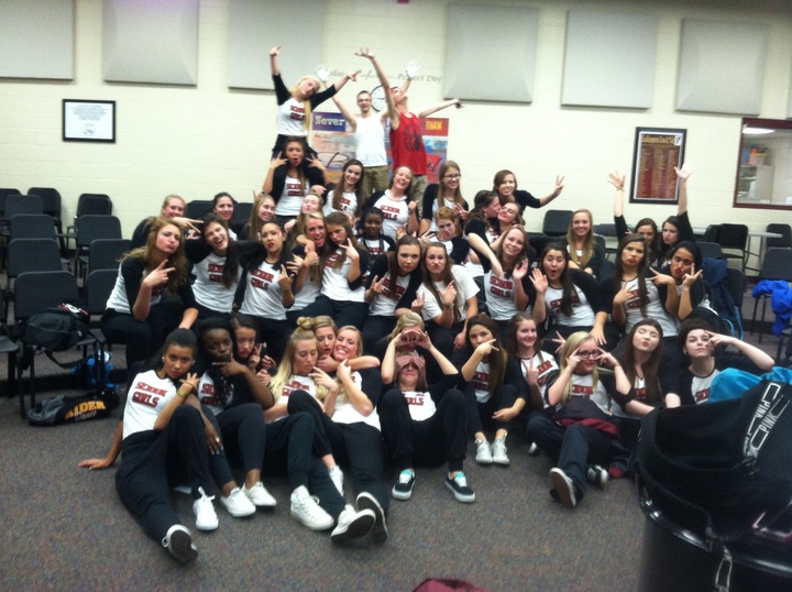 Senior Girls 2015 T-Shirt Photo