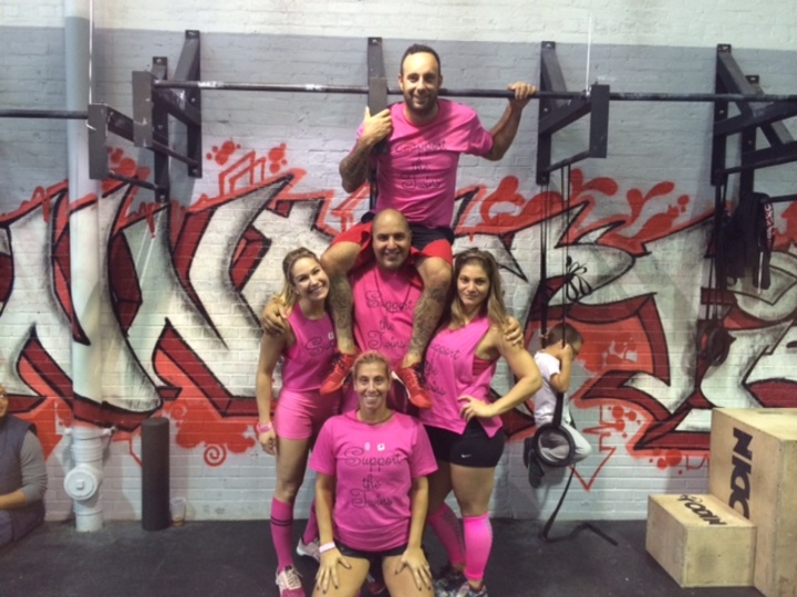 Support The Twins! T-Shirt Photo