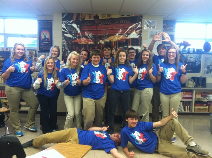 Fun With French Club T-Shirt Photo