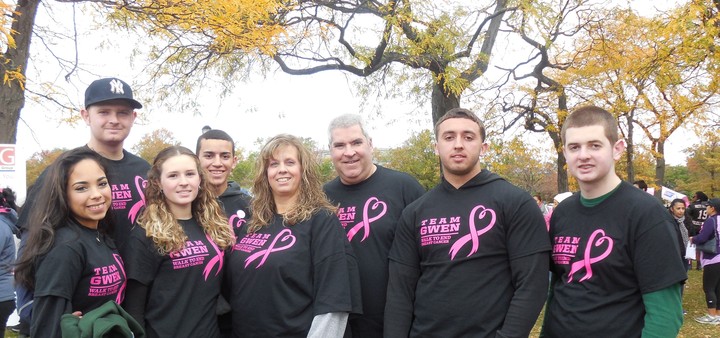 "Team Gwen: T-Shirt Photo