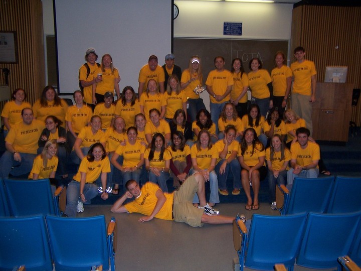 We're Kind Of A Big Deal....People Know Us T-Shirt Photo