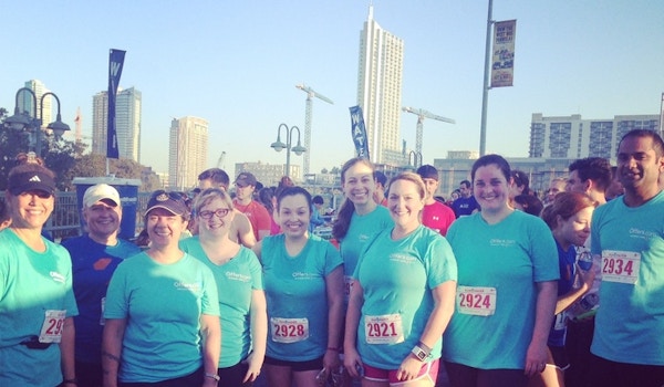 Picture of Sunday Ru Nday Custom T-Shirt Design Sunday Ru Nday T-Shirt Photo