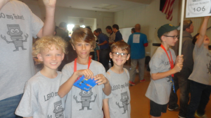 Lego My Robot! T-Shirt Photo