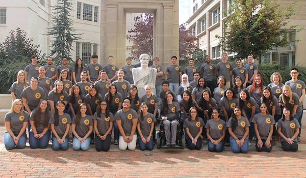 Picture of Vcu Sop 2018 Group Photo Custom T-Shirt Design Vcu Sop 2018 Group Photo T-Shirt Photo