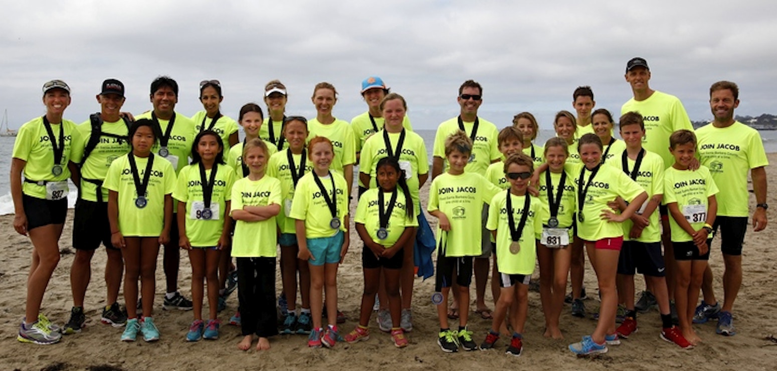 Triathlon Kids Raise Over $30,000 For The Foodbank! T-Shirt Photo