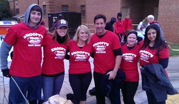 Picture of Snoopy's Hot Dogs & More, Raleigh Nc Custom T-Shirt Design Snoopy's Hot Dogs & More, Raleigh Nc T-Shirt Photo