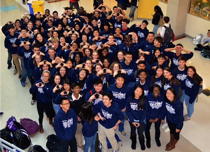 Richard Montgomery's Ib Seniors Of 2015!!! T-Shirt Photo