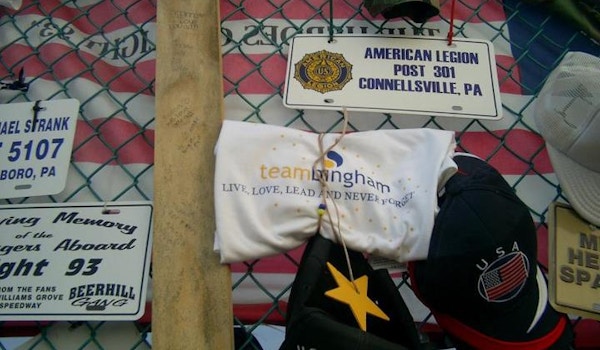 Picture of Wall Of Honor: Flight 93 Custom T-Shirt Design Wall Of Honor: Flight 93 T-Shirt Photo