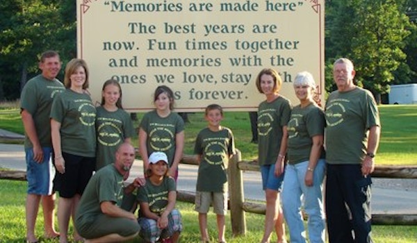"Circle The Wagons" 4th Of July Reunion T-Shirt Photo