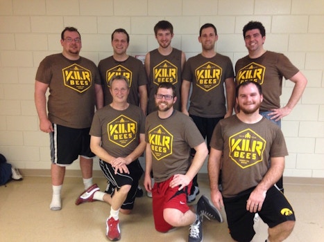 Kilr Bees Old Guy Basketball Team T-Shirt Photo