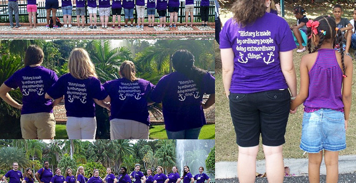 Reach Out In The Dominican Republic T-Shirt Photo