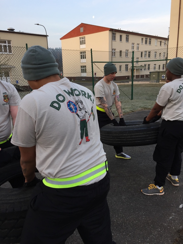 "Workhorse" Soldiers Workout T-Shirt Photo