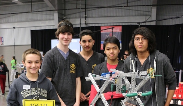 Picture of Manassas Park Vex Robotics Team 4061 H Custom T-Shirt Design Manassas Park Vex Robotics Team 4061 H T-Shirt Photo