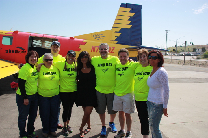 Zinc Day T-Shirt Photo