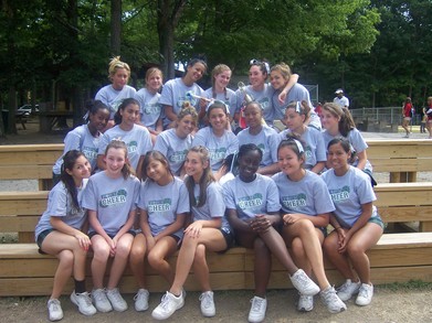 Victory Cheerleaders T-Shirt Photo