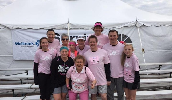 Avera Race Against Breast Cancer 2015 T-Shirt Photo