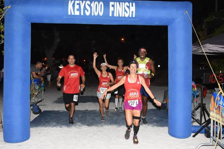 Hot Runners! T-Shirt Photo