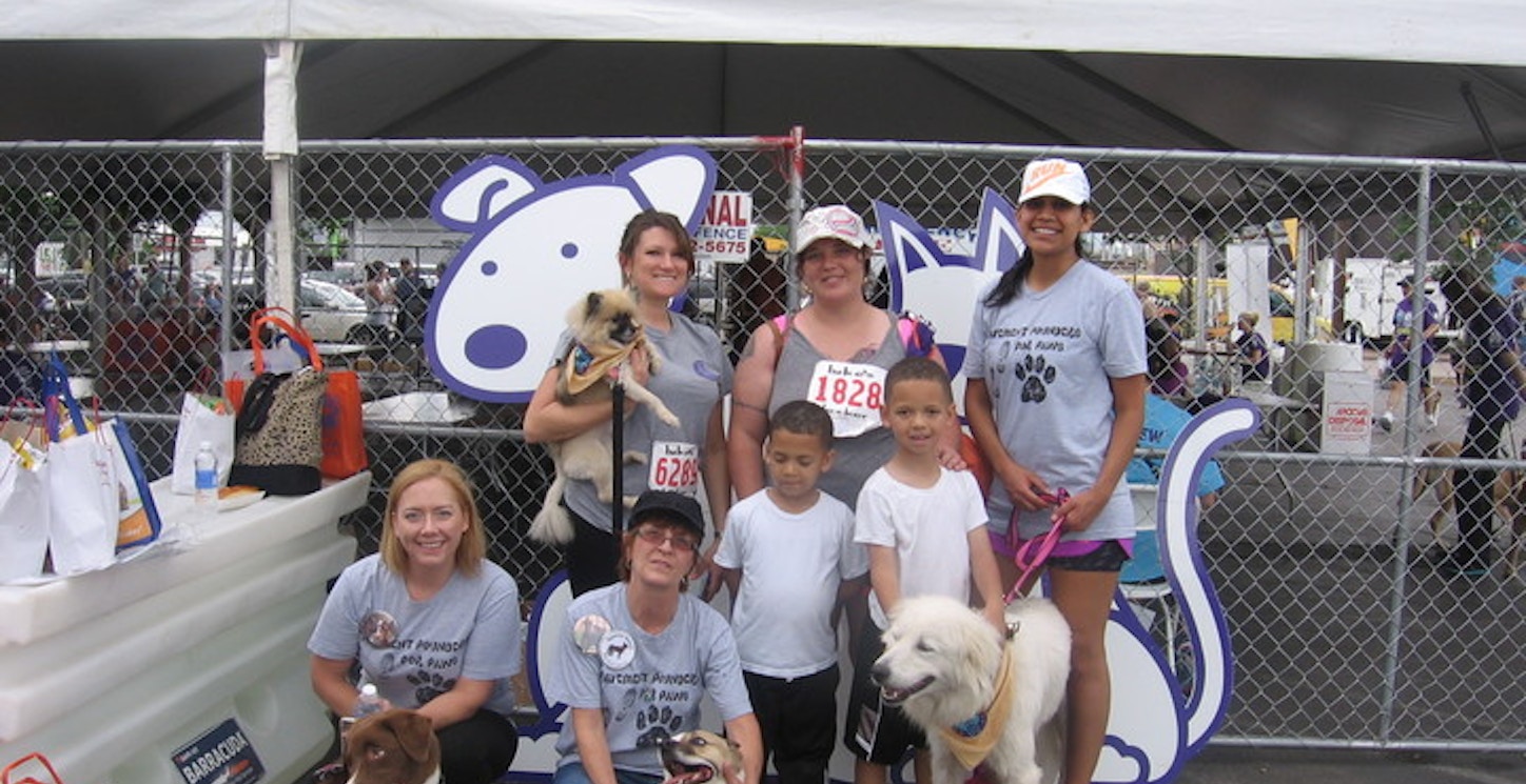 Pavement Pounders For Paws Team T-Shirt Photo