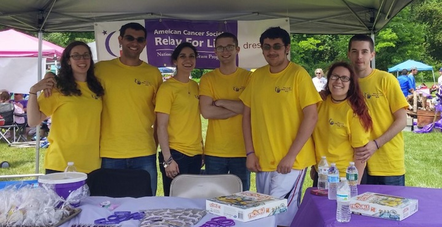 Relay For Life   Team Minions For A Cure  T-Shirt Photo