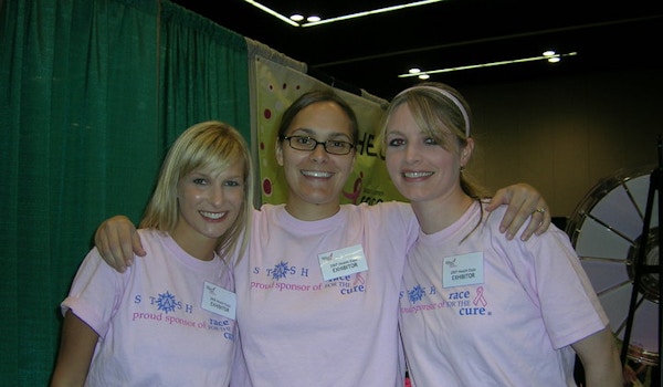 Stash Tea Girls At Susan G. Komen Race For The Cure T-Shirt Photo