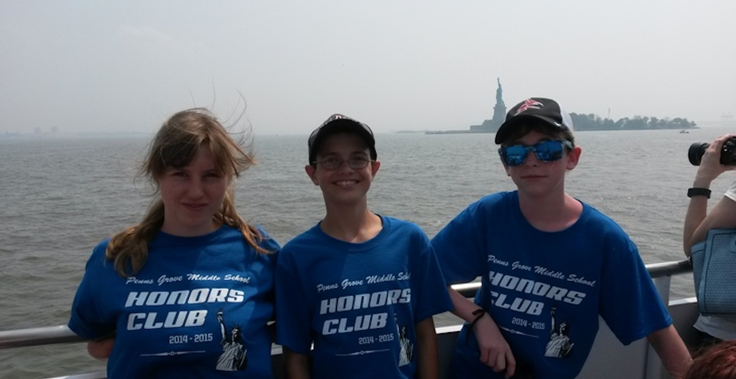 Lady Liberty: In The Harbor & On The Shirts! T-Shirt Photo