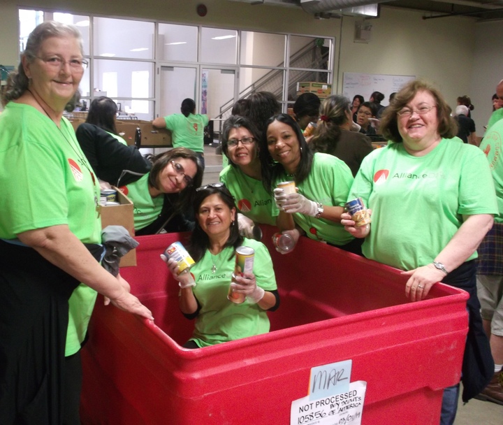 Team Volunteerism T-Shirt Photo